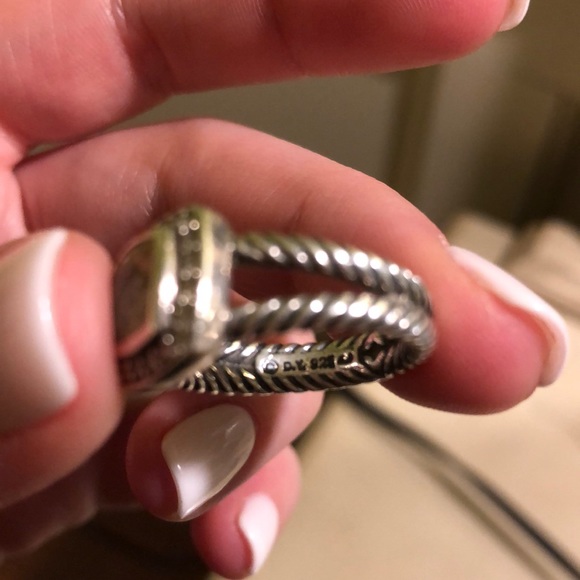 David Yurman Ring - Picture 5 of 8